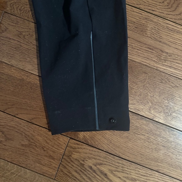 Lululemon Men’s Cargo Jackets - Picture 5 of 6